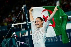 What Algeria brings to the national community abroad and what the national community abroad brings to Algeria.